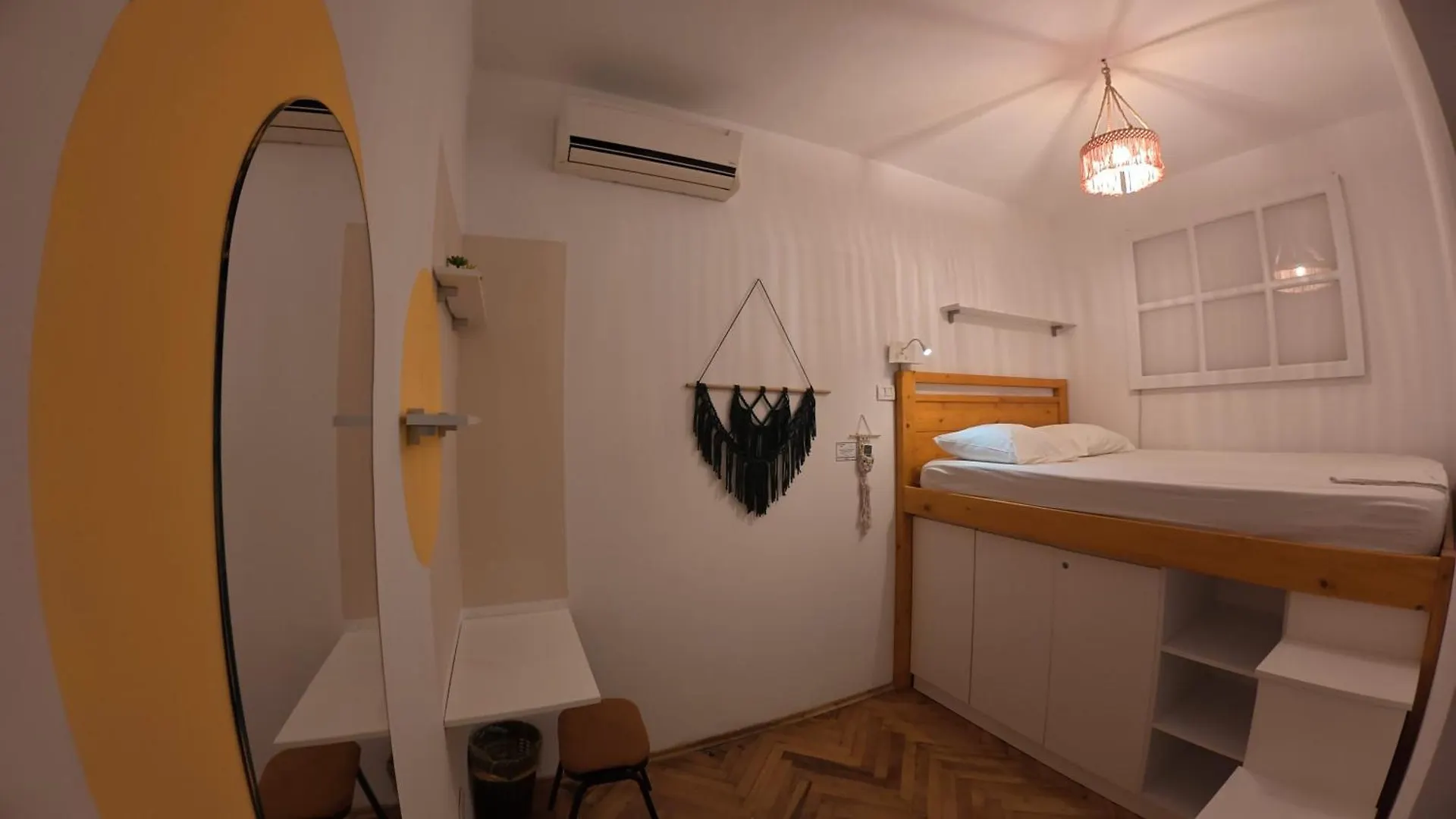 Trip'N'Hostel Chill Zone Tirana
