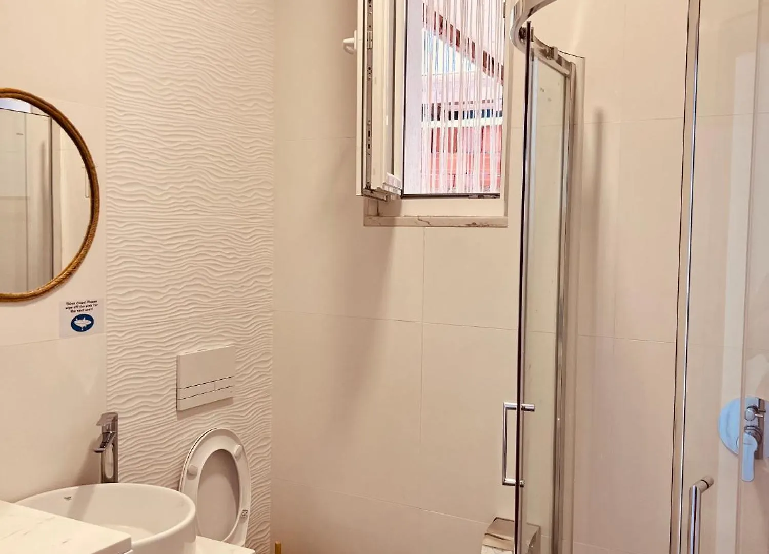 Trip'N'Hostel Chill Zone Τίρανα Πανσιόν