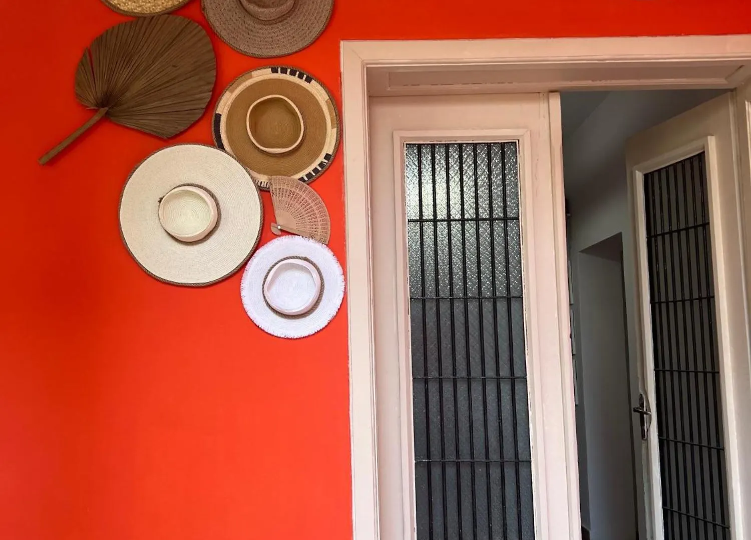 Trip'N'Hostel Chill Zone Τίρανα Πανσιόν
