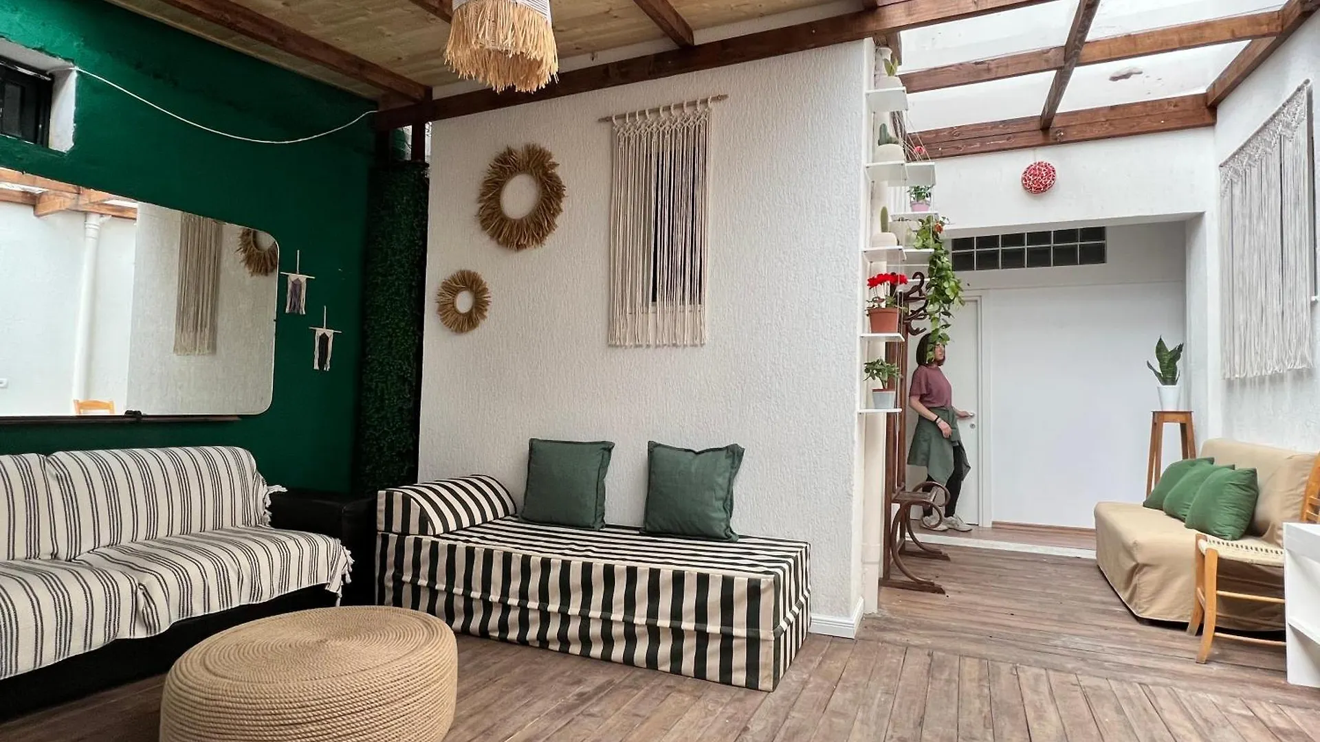 Trip'N'Hostel Chill Zone Τίρανα